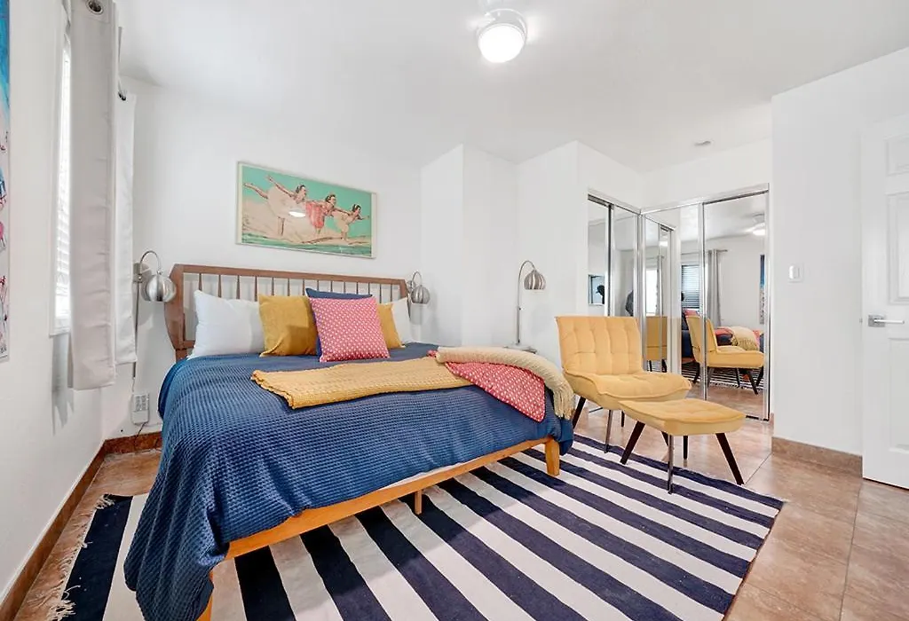 3 Bedrooms-1
