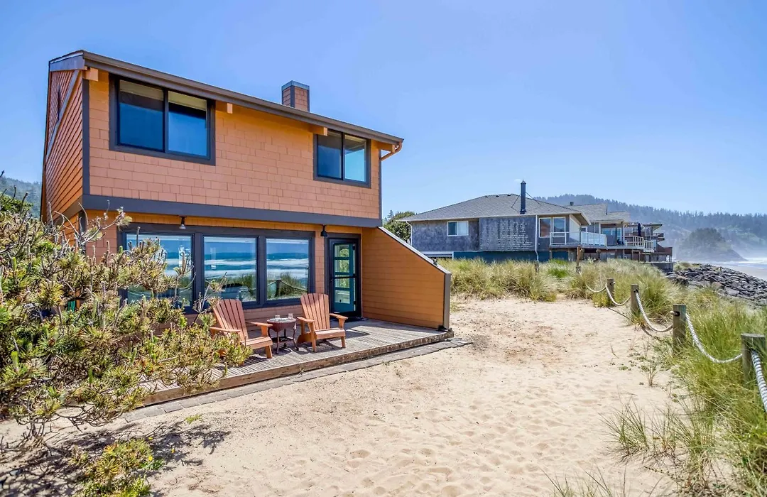 Breakers Beach House 1 - Meredith Lodging-1