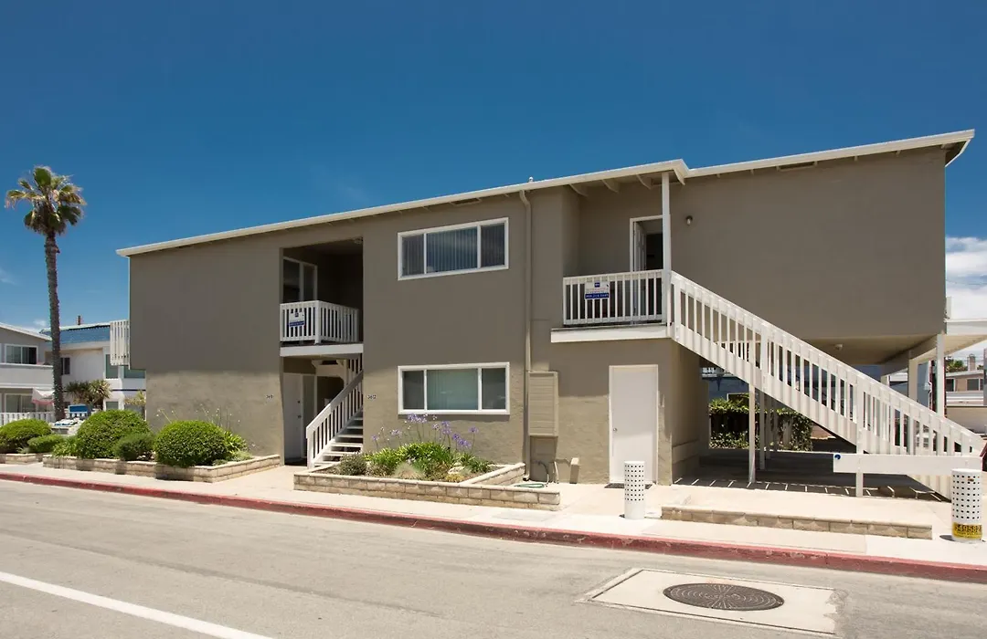 3610 Seashore Dr-1