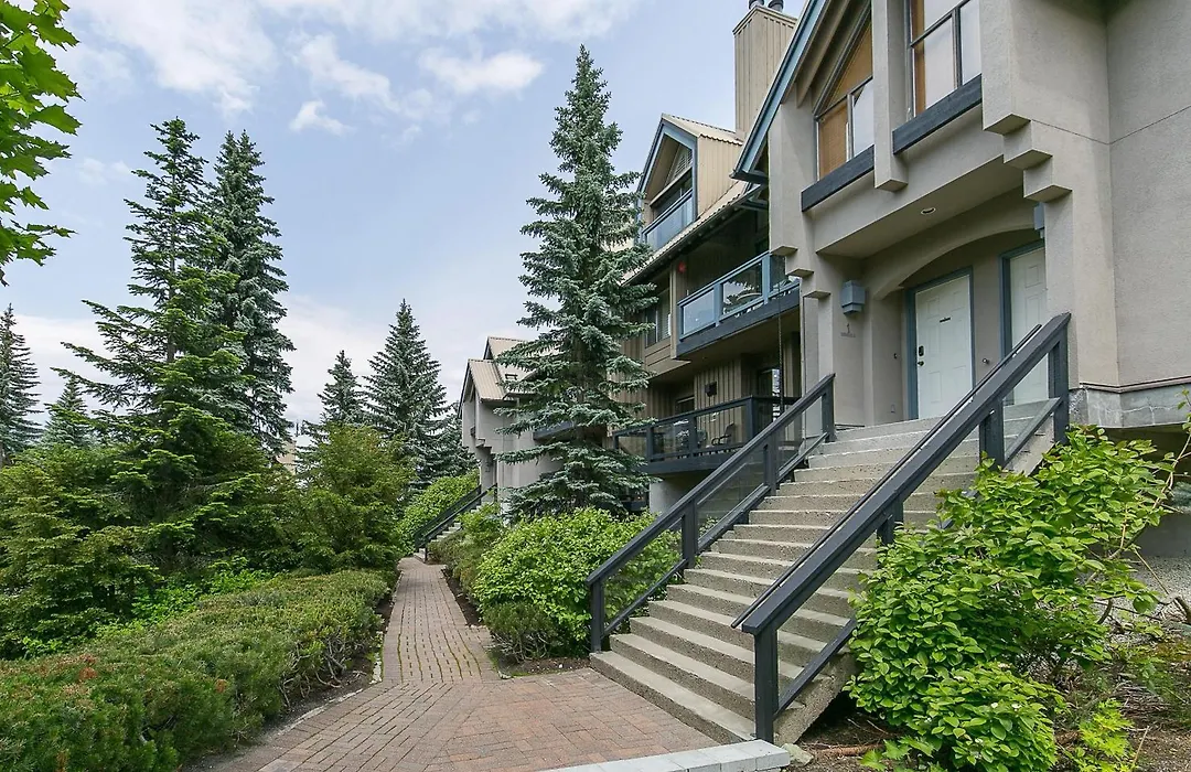 Foxglove 6 - The Villas | 1-Level Townhouse Walking Distance To Village & Close To Ski Hill-1