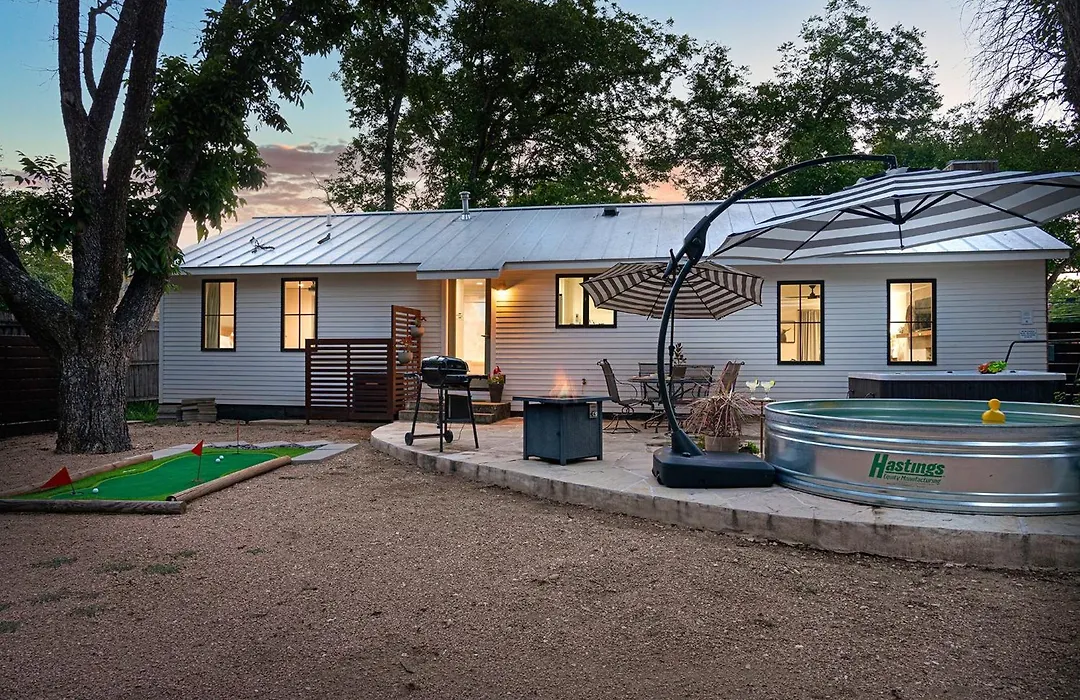 Cava House, Hot Tub, Cowboy Pool, Fire Pit!-1