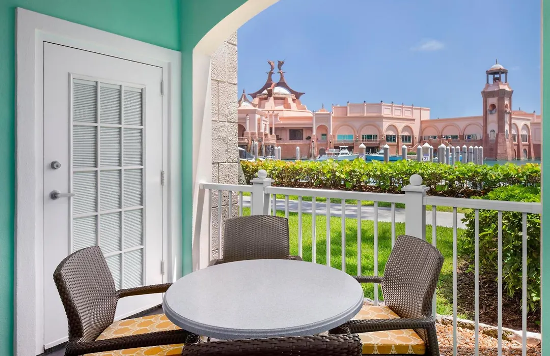 Harborside Resort & Vacation Rentals At Atlantis-1