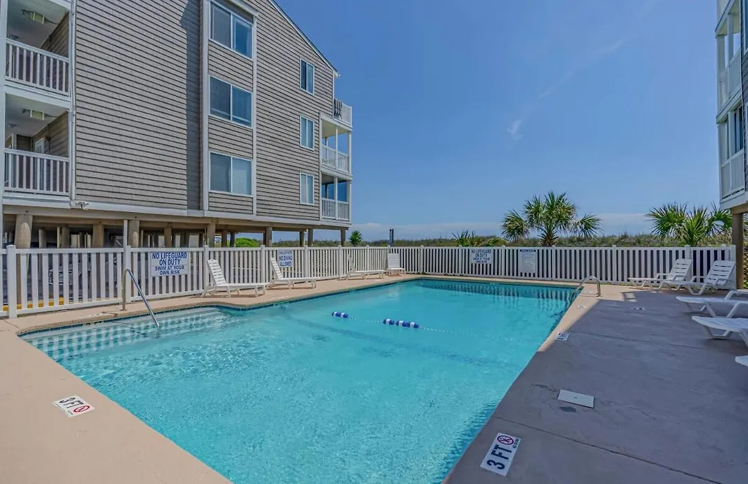 Raintree Villa Oceanfront Unit A1-1