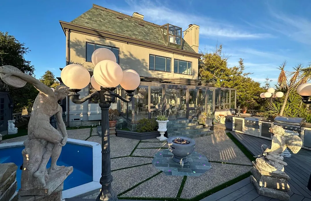 Tudor Revival Castle With Bay Views 5Bd 5 Bath-1