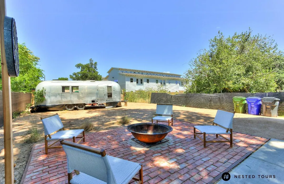 The Shotgun House From Fixer Upper - 800 5-Stars - Steps To Silos, Bu, & Downtown-1