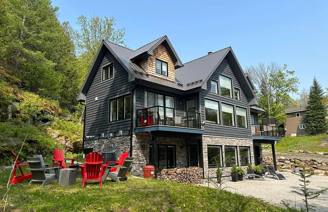 The Rowanwood - Muskoka Cottage Retreat-1