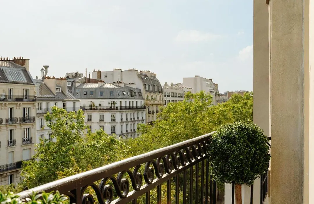 Hotel Leon-1