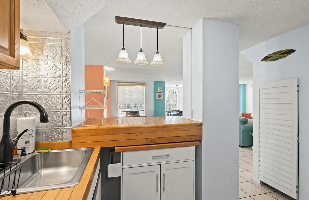 Domingos Beach Bungalow- Margaritaville-1