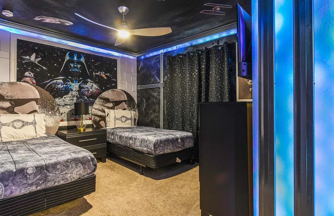 Windsor Island Batman 10Br Villa 2236-1