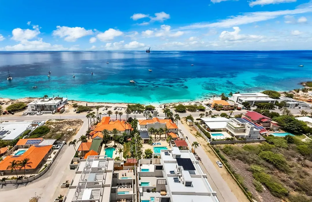 Catalina Residence Apt 3 - L.G. Smith Boulevard 546-J-1
