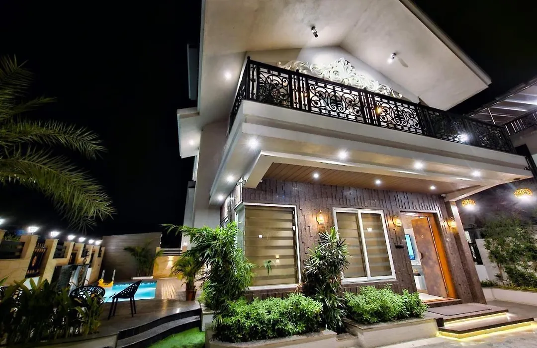 Premium Chalet-1