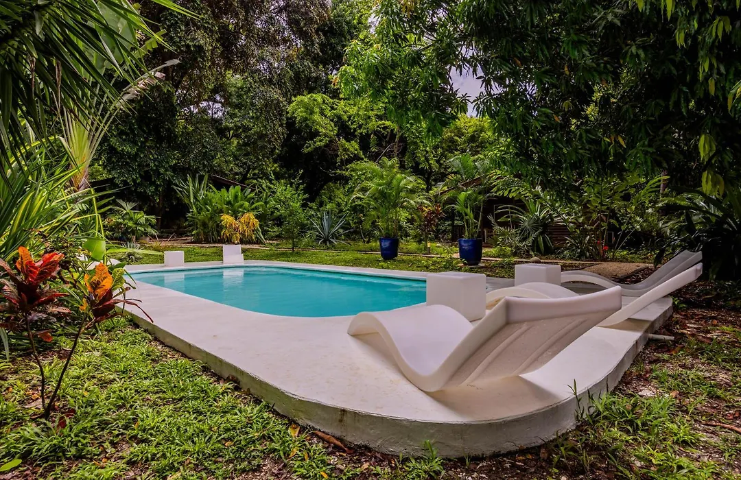 Boho Lodge Montezuma L&L-1