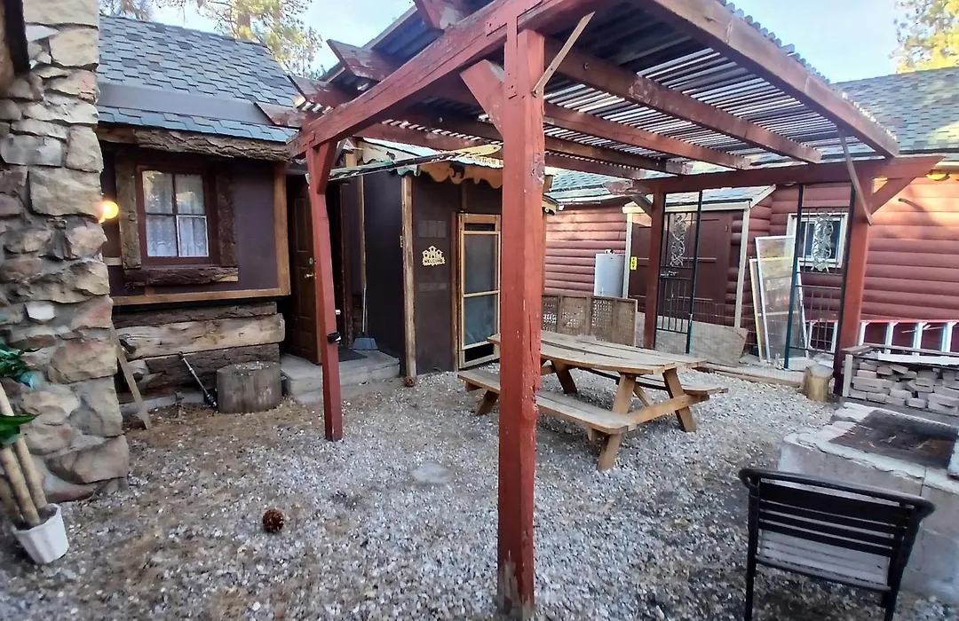 Cabin 33, 3 Bedroom 2 Bath-1