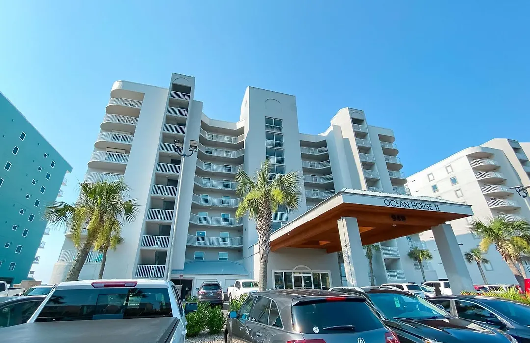 Ocean House II 2201-1