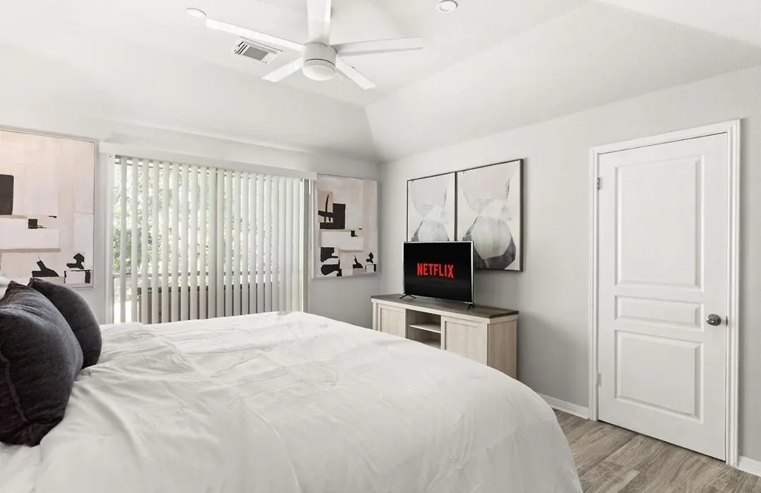 Pool Oasis Central 5 Bedrooms Game Room Horn-1