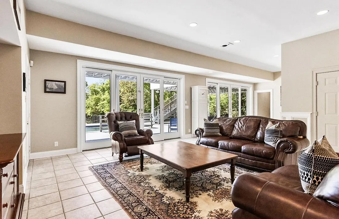 Villa Skylar-1
