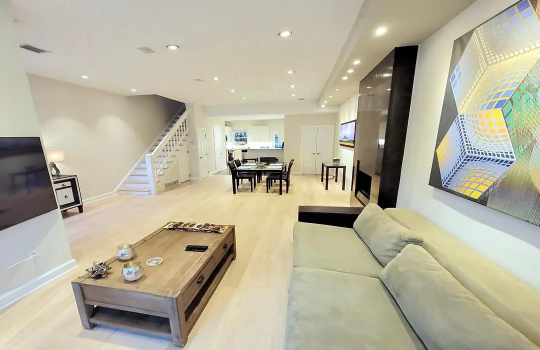 Modern 1 Block From Metro Subway Minutes To Capital, Museums And National Mall-1
