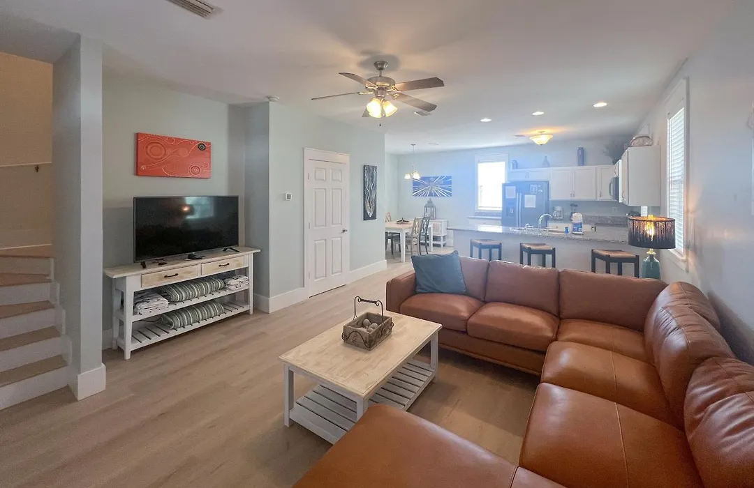 Barefoot Cottages #B24-1