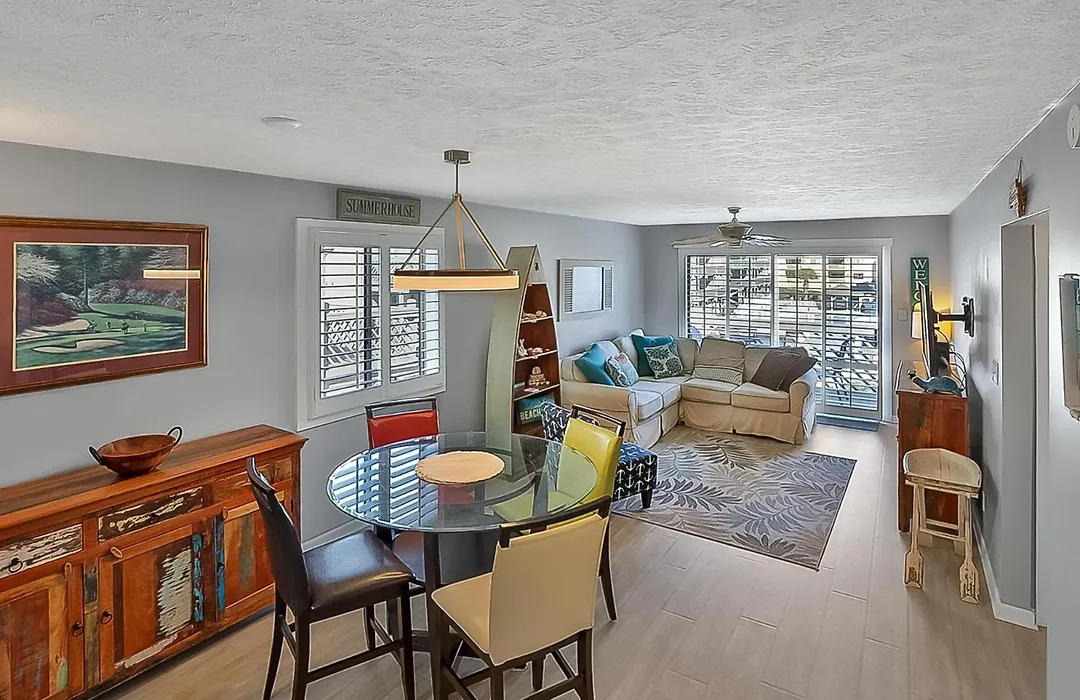 Two Bedroom Steps From The Beach! Shore Dr!-1