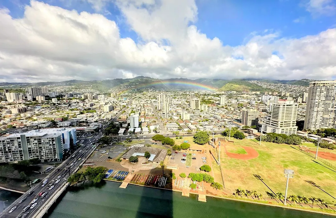 Vacation Rental Studios At Hawaiian Monarch-1