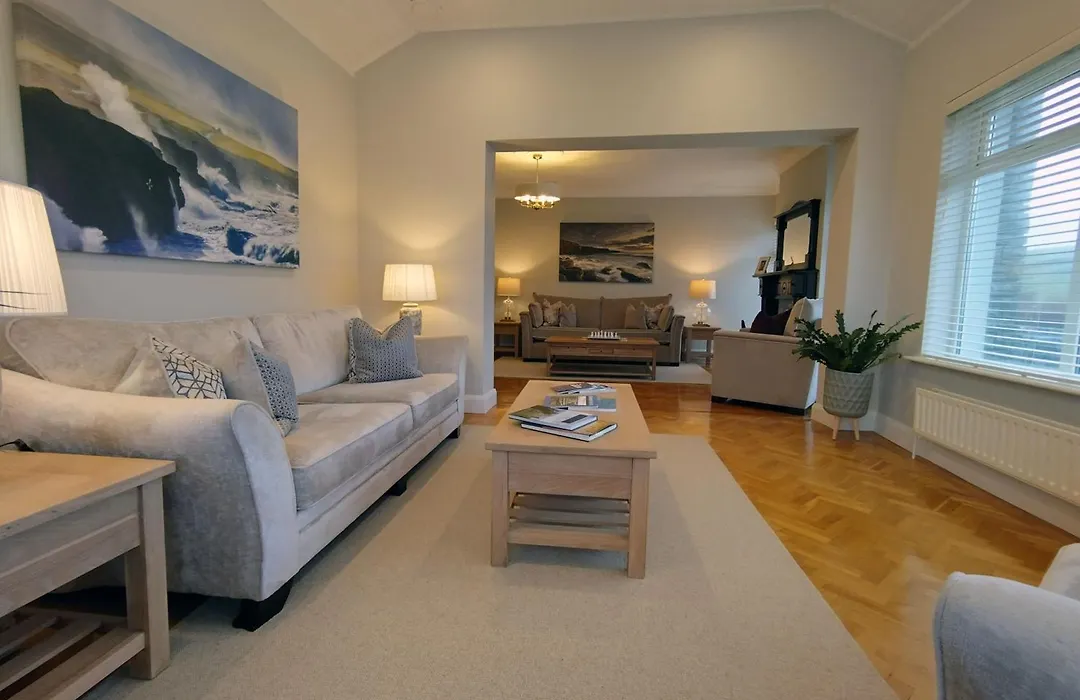 Luxury Lodges In Doolin Village With Hot Tubs-1