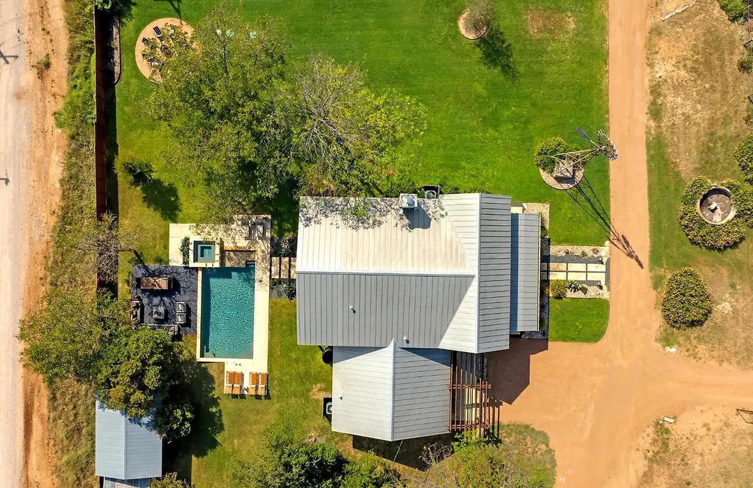 Rockhouse At Ololo Hot Tub Pool Sleeps 12-1