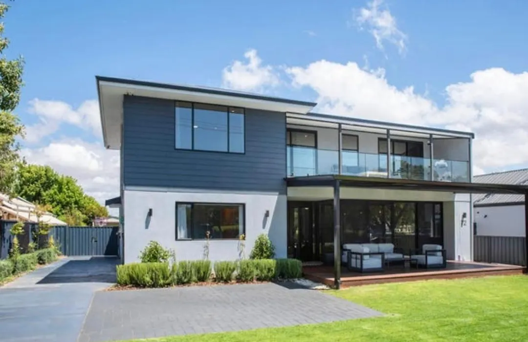 Huge Luxury Busselton Jetty-1