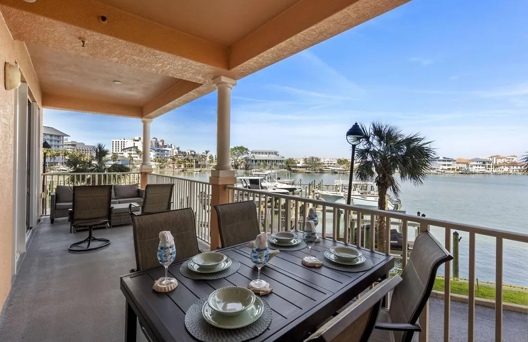 206 Harborview Grande-1