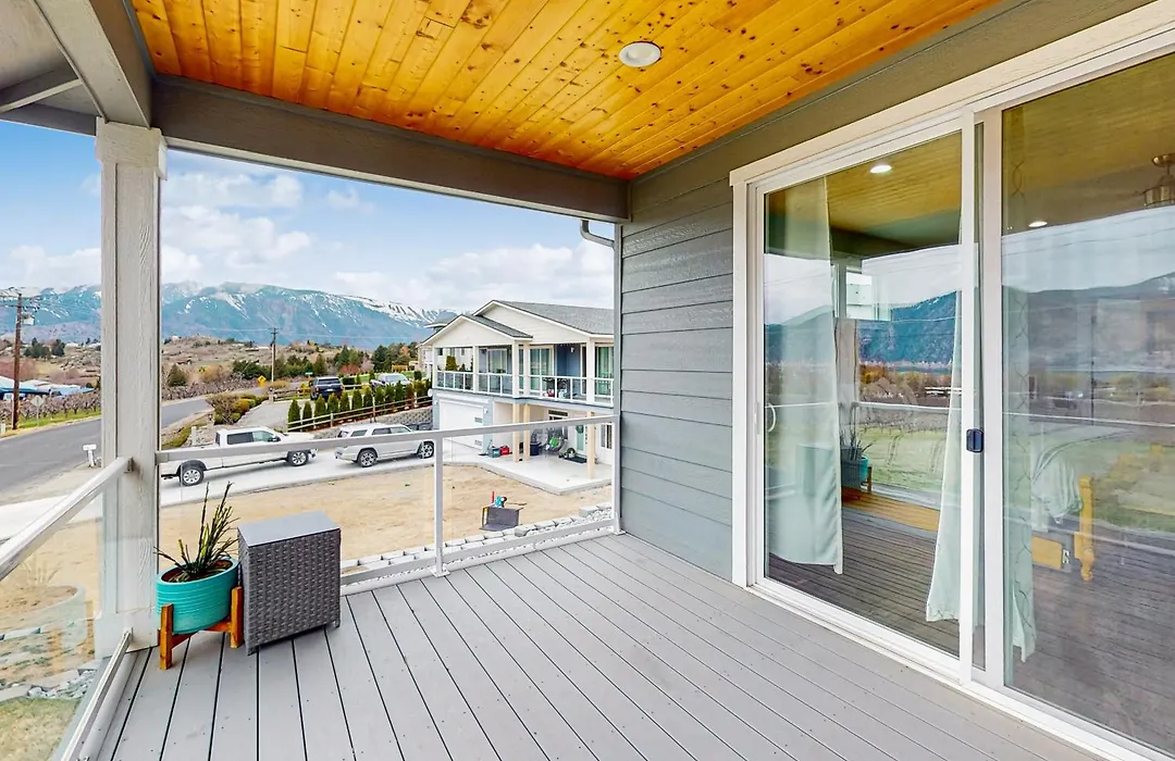Tiffany Lake House-1