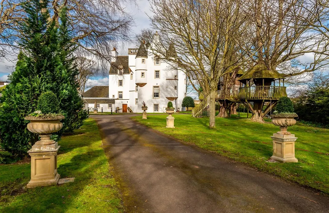 Castle Gogar Cottage-1