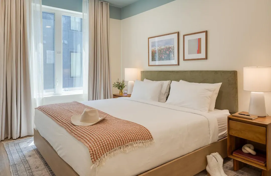 4 Units 16 Guests New 12 South Hotel Rooftop Courtyard The Gilmore-1
