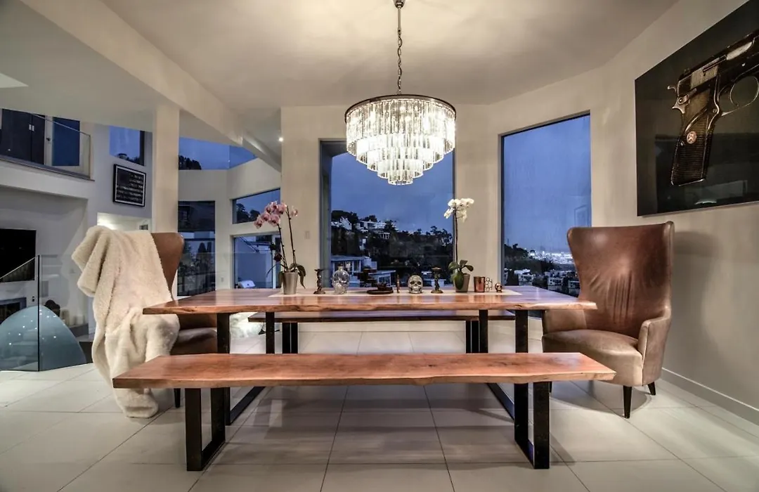 Hollywood Hills Modern Sanctuary-Jaw Dropping View-1