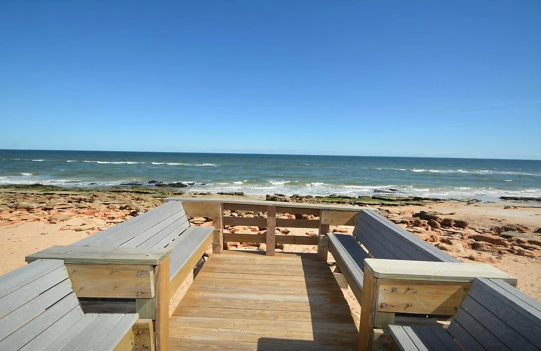 Surf Club I, 1405-1