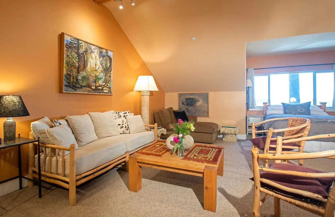 Harmony Ridge Lodge-1