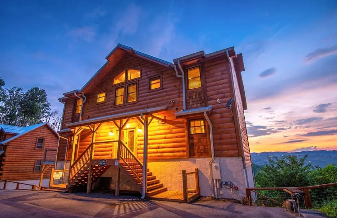 Bigger Bear Views Lodge-1