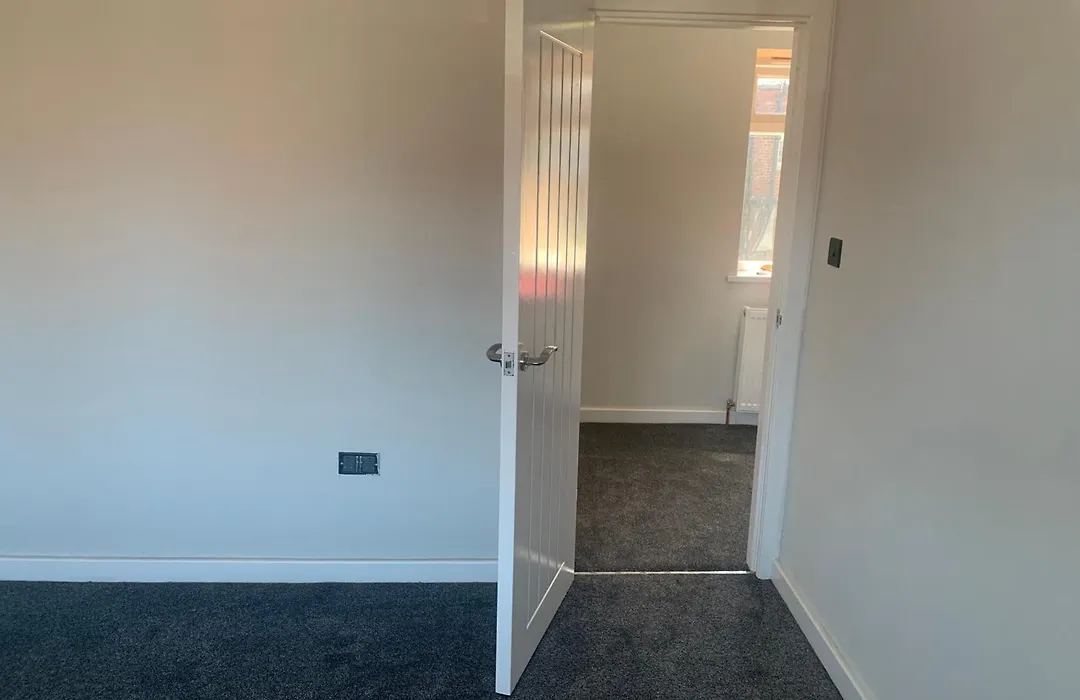 13 Langdale Gardens, Headingley Leeds Ls6 3Hb-1