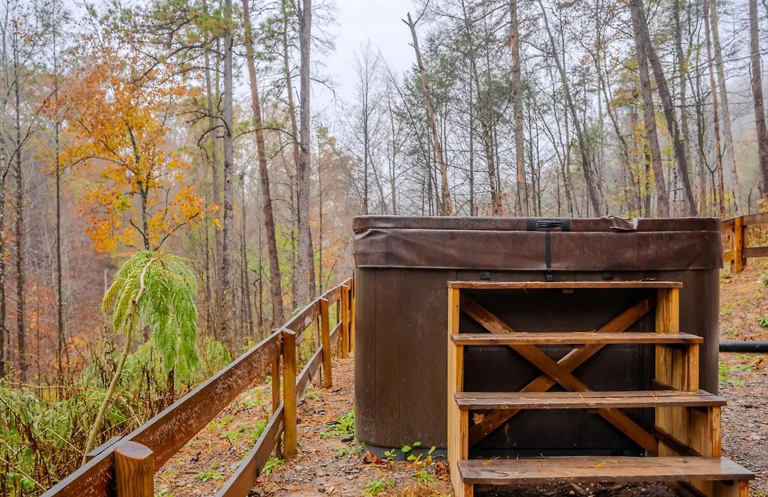 Smoky Mtn A-Frame Retreat, Swim Spa & Game Room-1