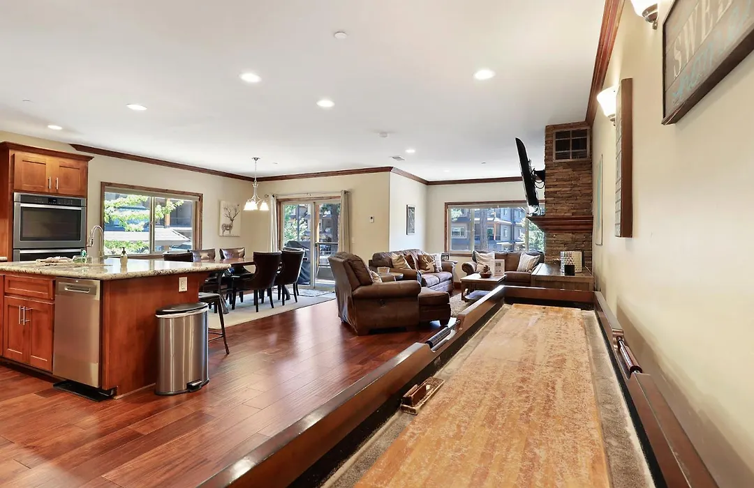 Tahoe Woods Villa - Walk To Beach And Gondola - Heavenly Ski-1