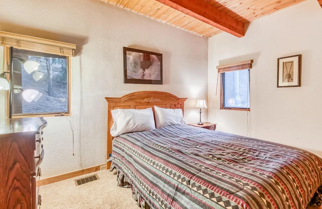 Tahquitz Rock Lodge-1