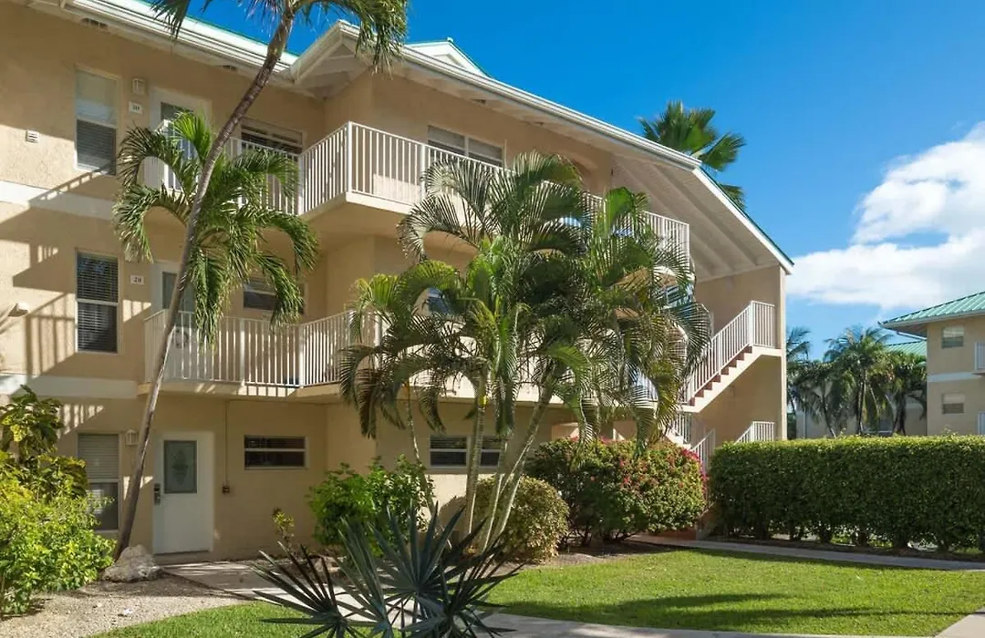 Plantation Village #20 - 3Br Ocean View Condo On Seven Mile Beach-1