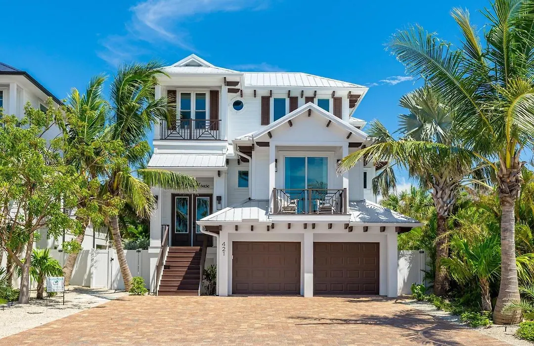 Oar House-1