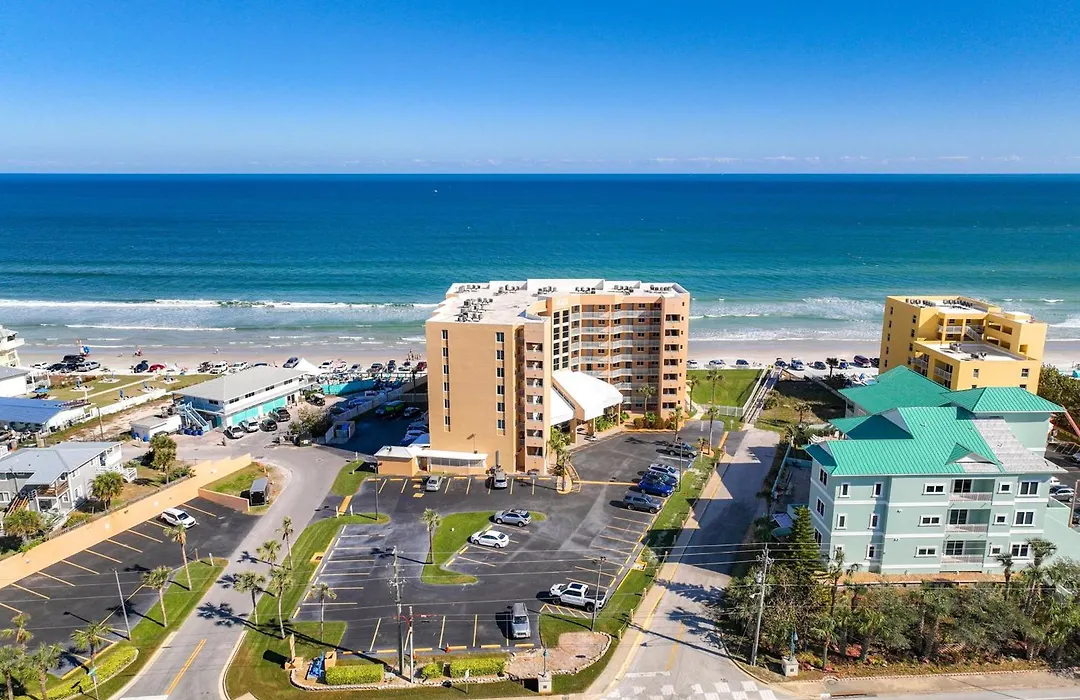 Oceania Beach Club-1