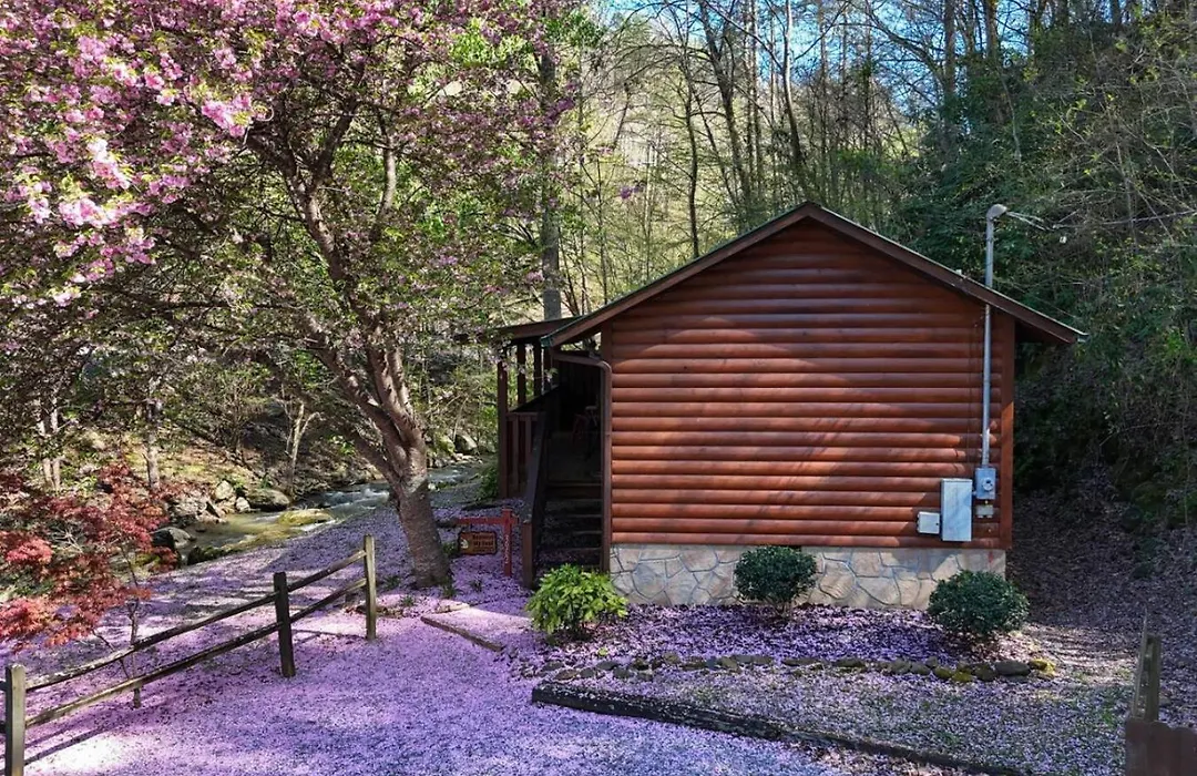 Restores My Soul Cabin-1