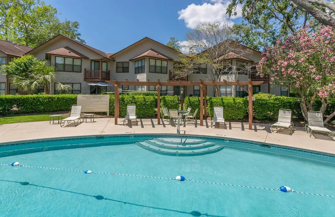 Harbour Oaks #401-1