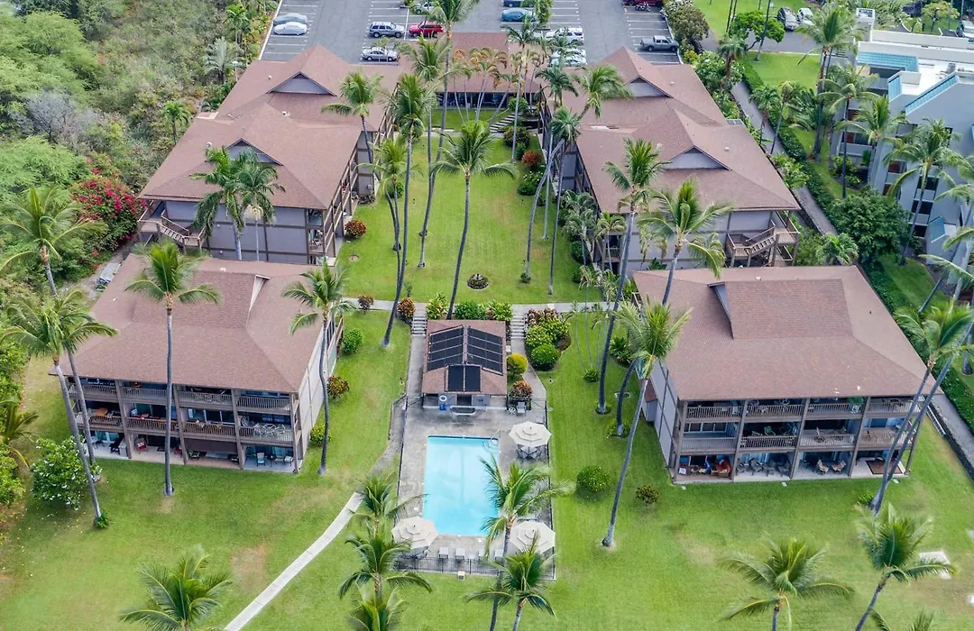 Kona Isle Oceanfront Condo-1