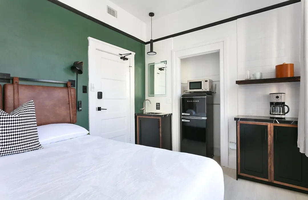 La Ventana Deluxe Suites-1