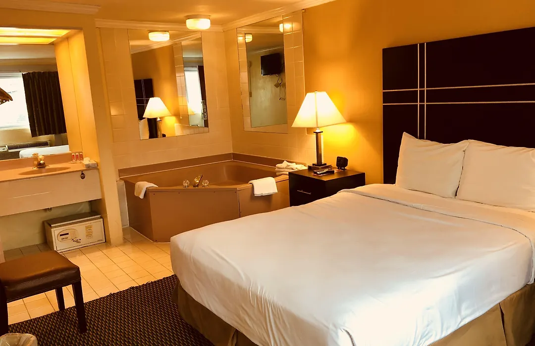 Ac Lodge By Beach And Boardwalk-1