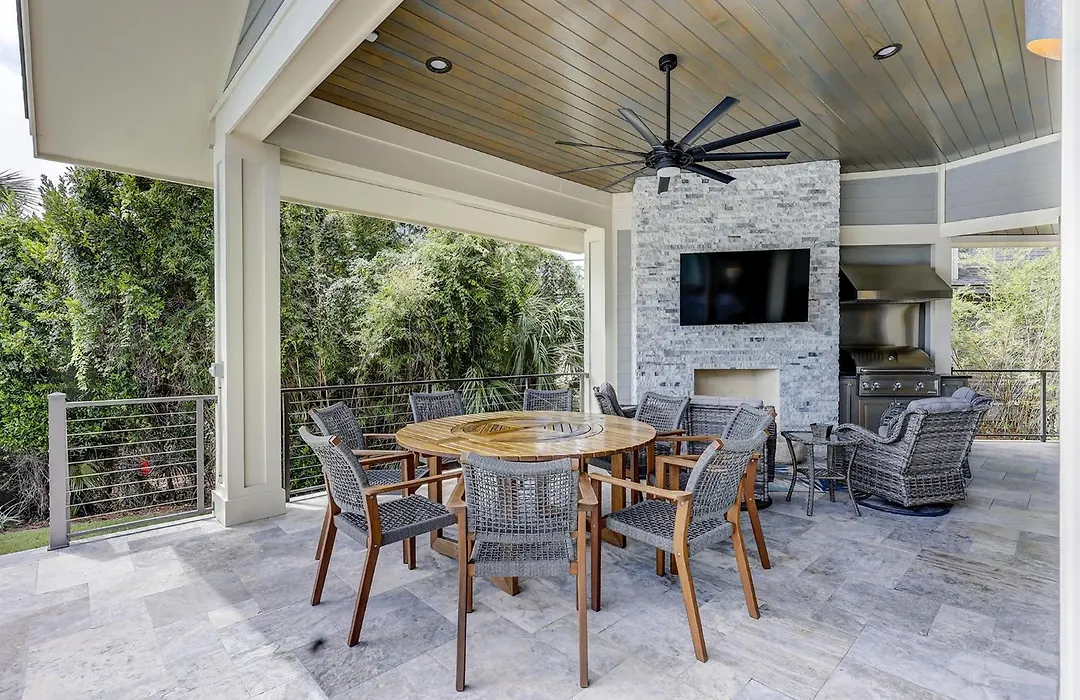 Luxury Oceanfront 7 Bedroom 7 Ba Wonderful Pool Deck Beach Gear And Bike Rentals Included-1