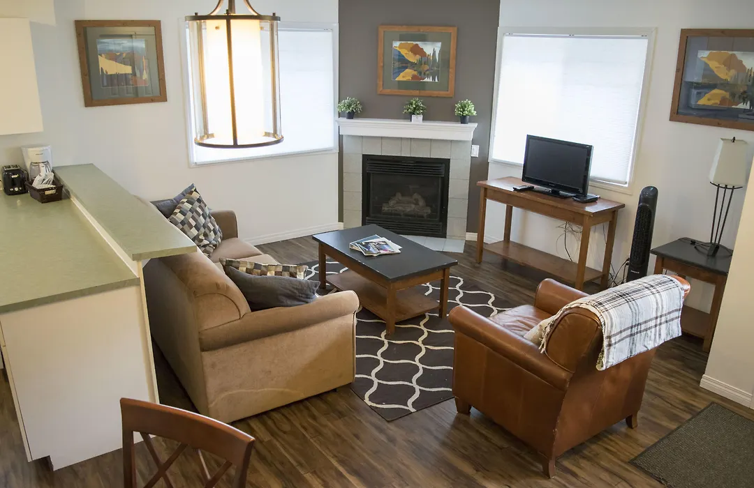 Banff Boundary Lodge-1