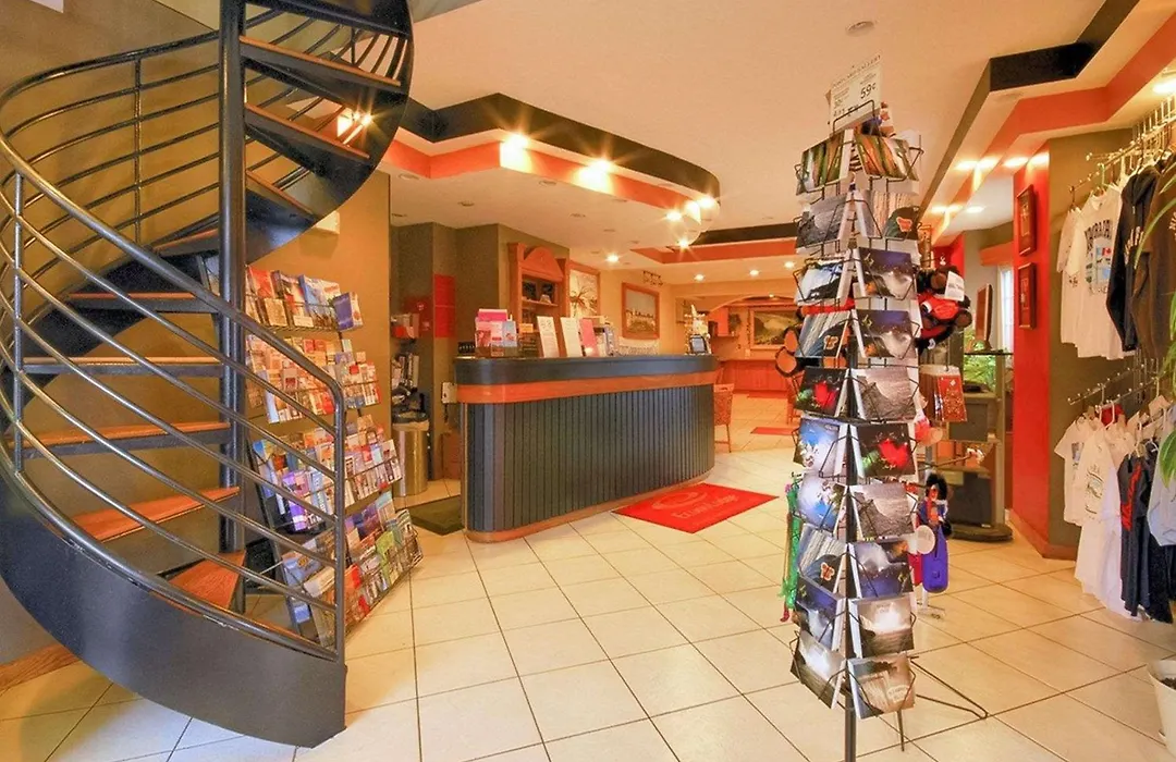 Econo Lodge At The Falls North-1